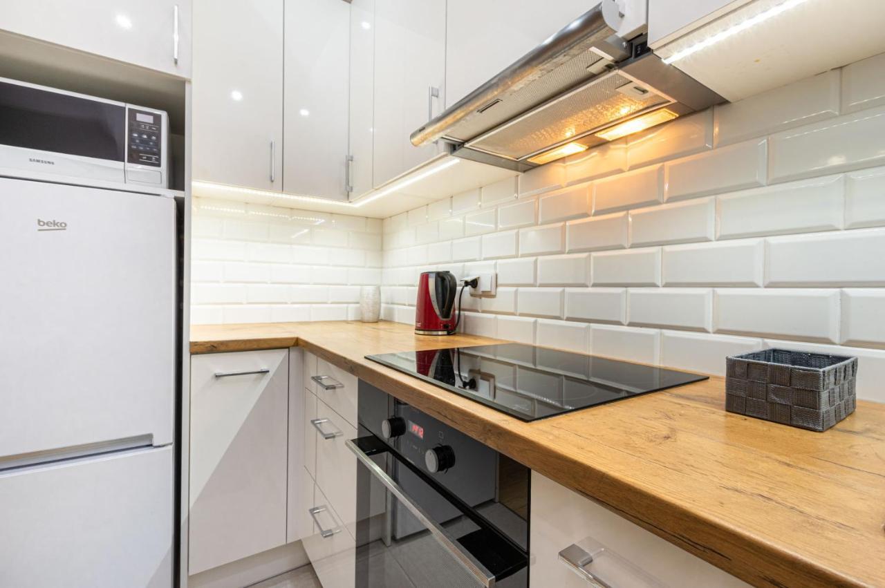 ורשה Galeria Rondo Wiatraczna Apartments מראה חיצוני תמונה